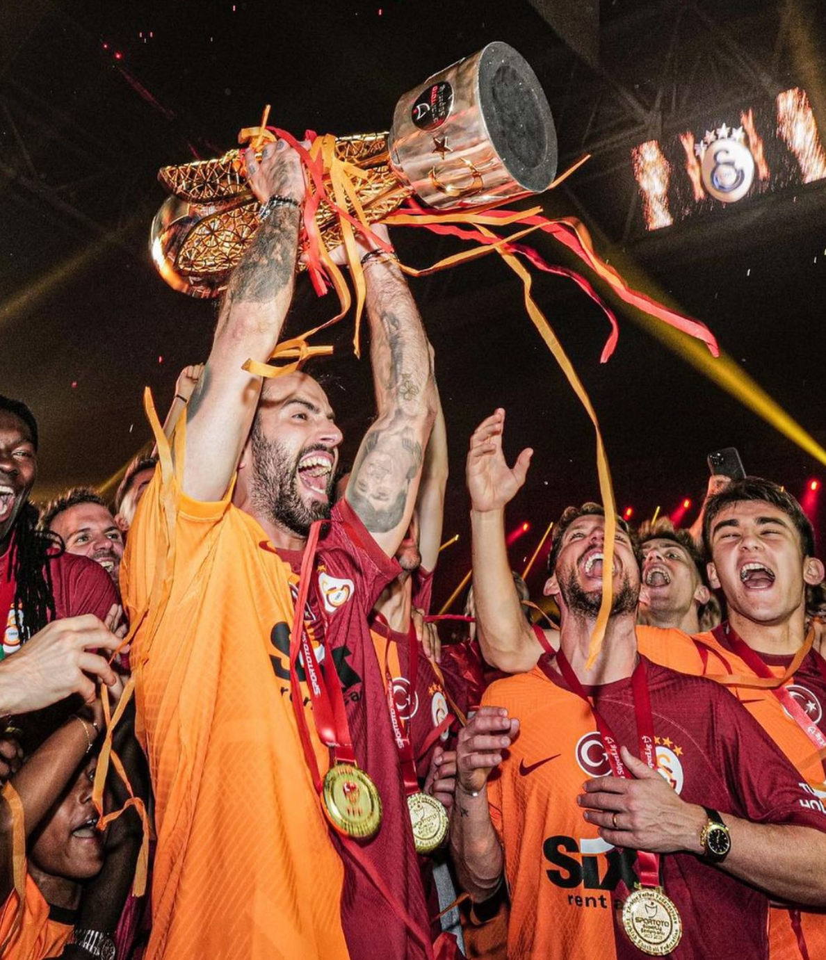 奥地利运动员在射击比赛中勇夺冠军