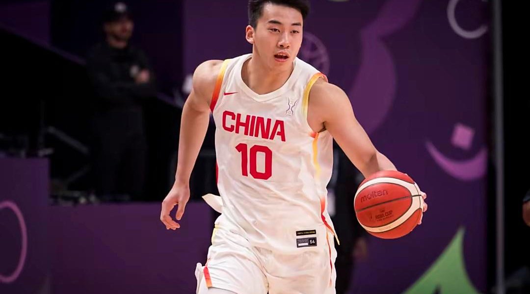 男子篮球比赛中中国队获得胜利 男子篮球比赛中中国队获得胜利