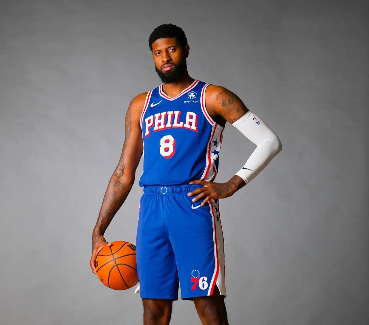 快船轻取狂人,乔治表现出色 快船轻取狂人,乔治表现出色