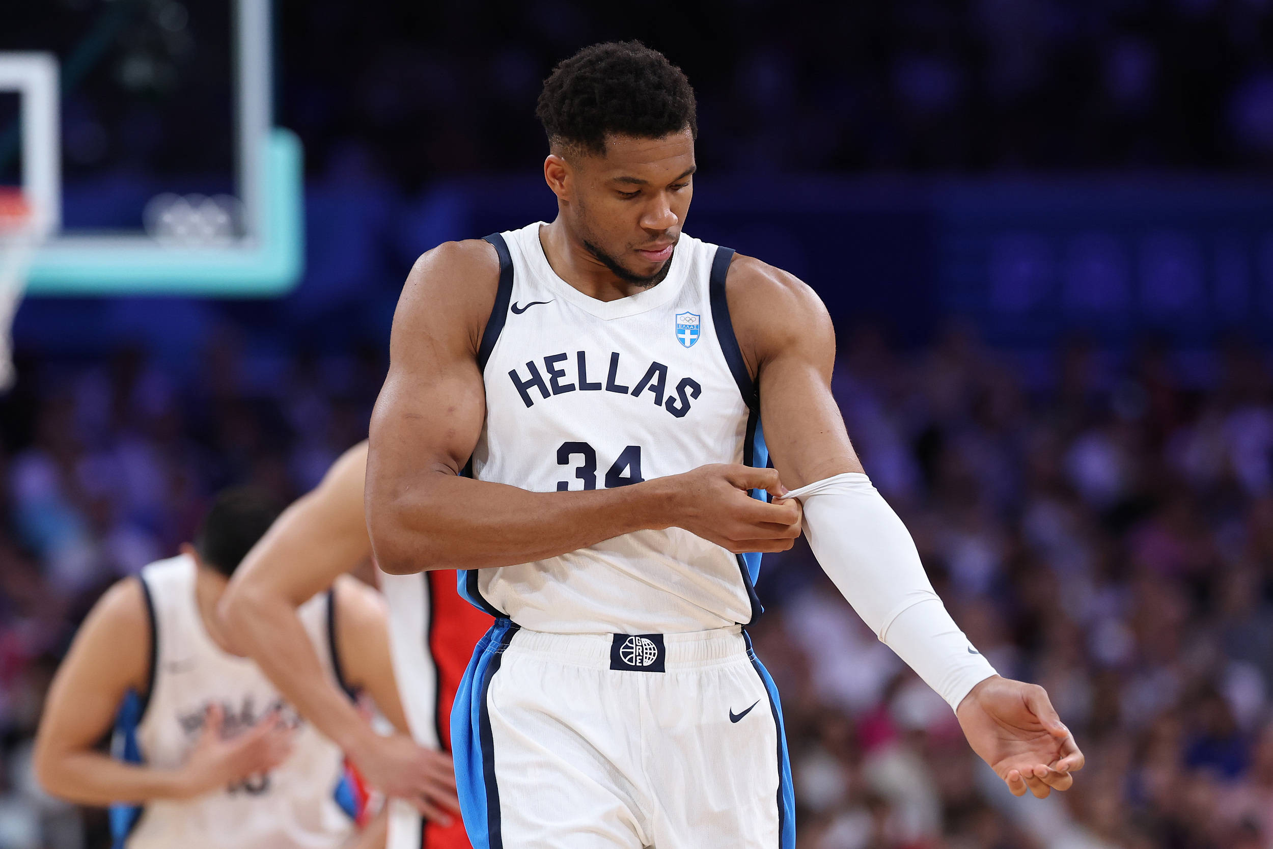 希腊男篮实现突破，跻身篮球世界杯前四