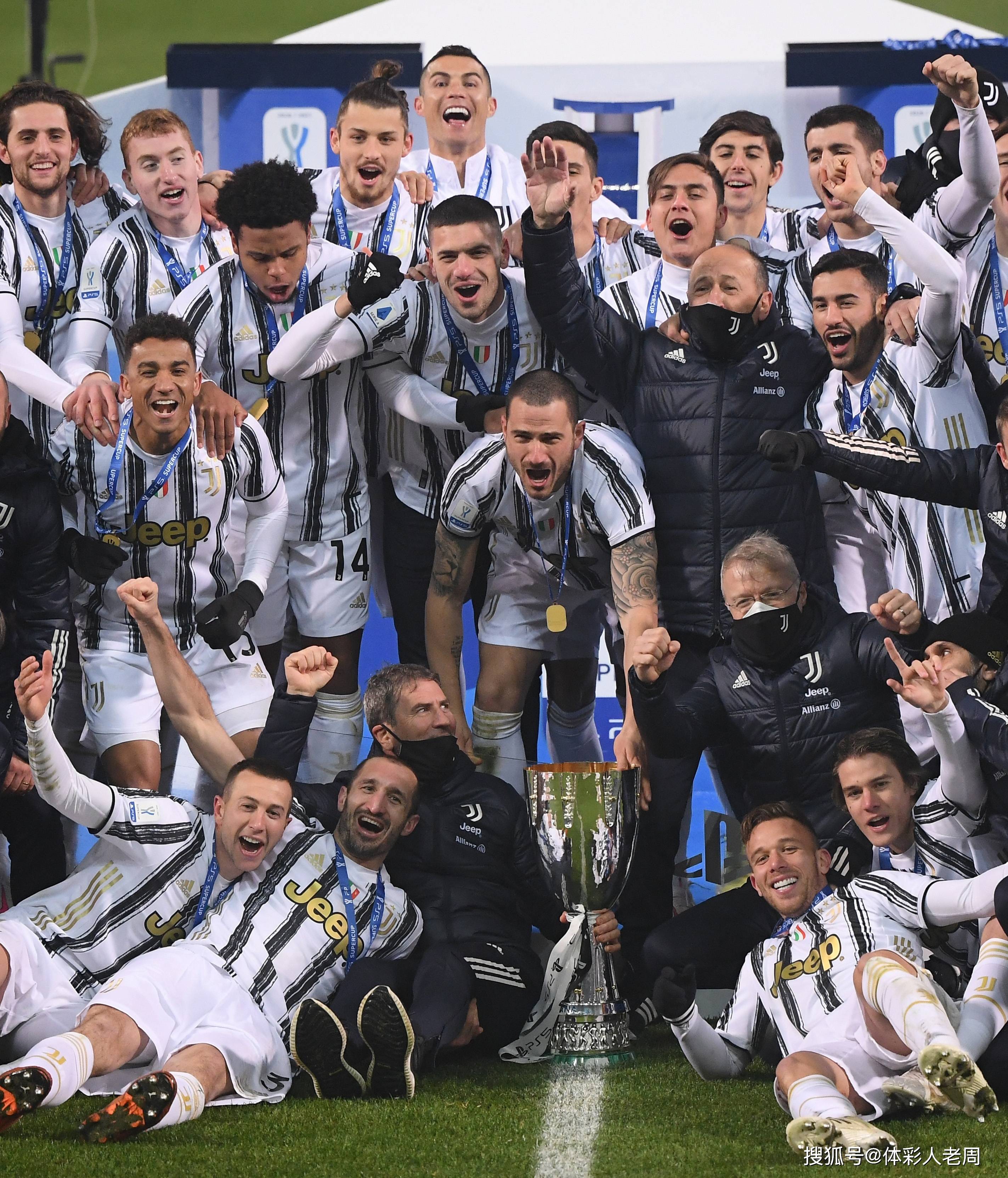 三亿体育体育官方-包含意甲联赛首轮比赛上演激烈争夺，球队实力均衡的词条