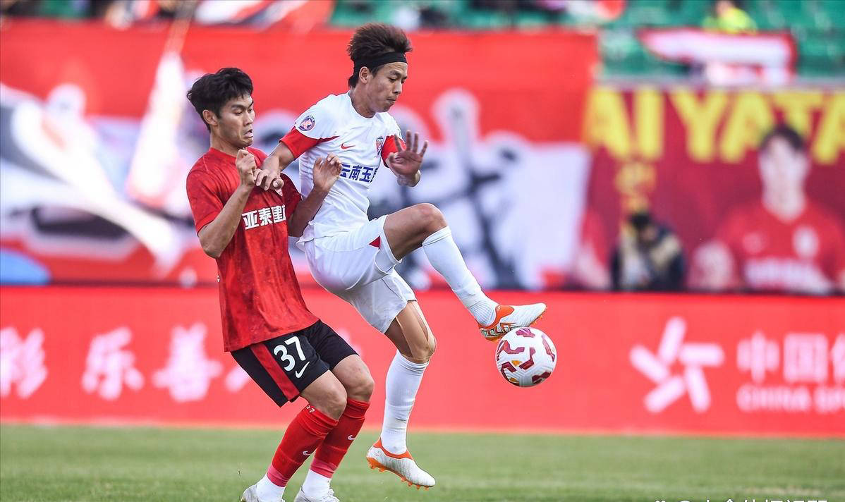 河南嵩山主场逼平长春亚泰，保持稳定表现的简单介绍